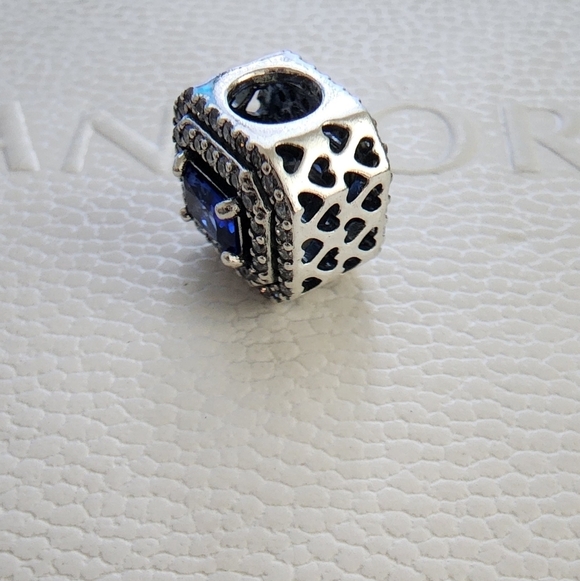 Pandora Blue Sparkling Levelled Rectangular Charm - Picture 6 of 12